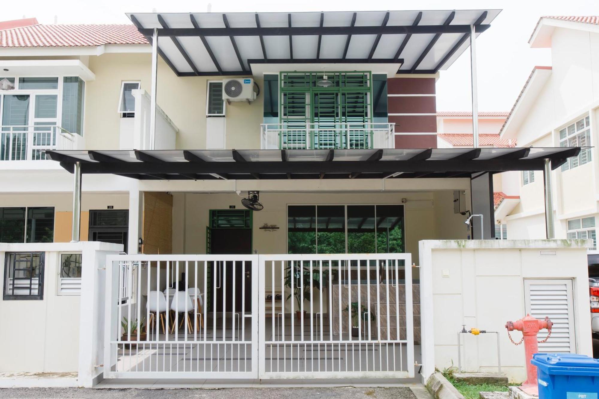 Villa Desaru 16Pax Family With Private Mini Pool & Jacuzzi Kota Tinggi Esterno foto