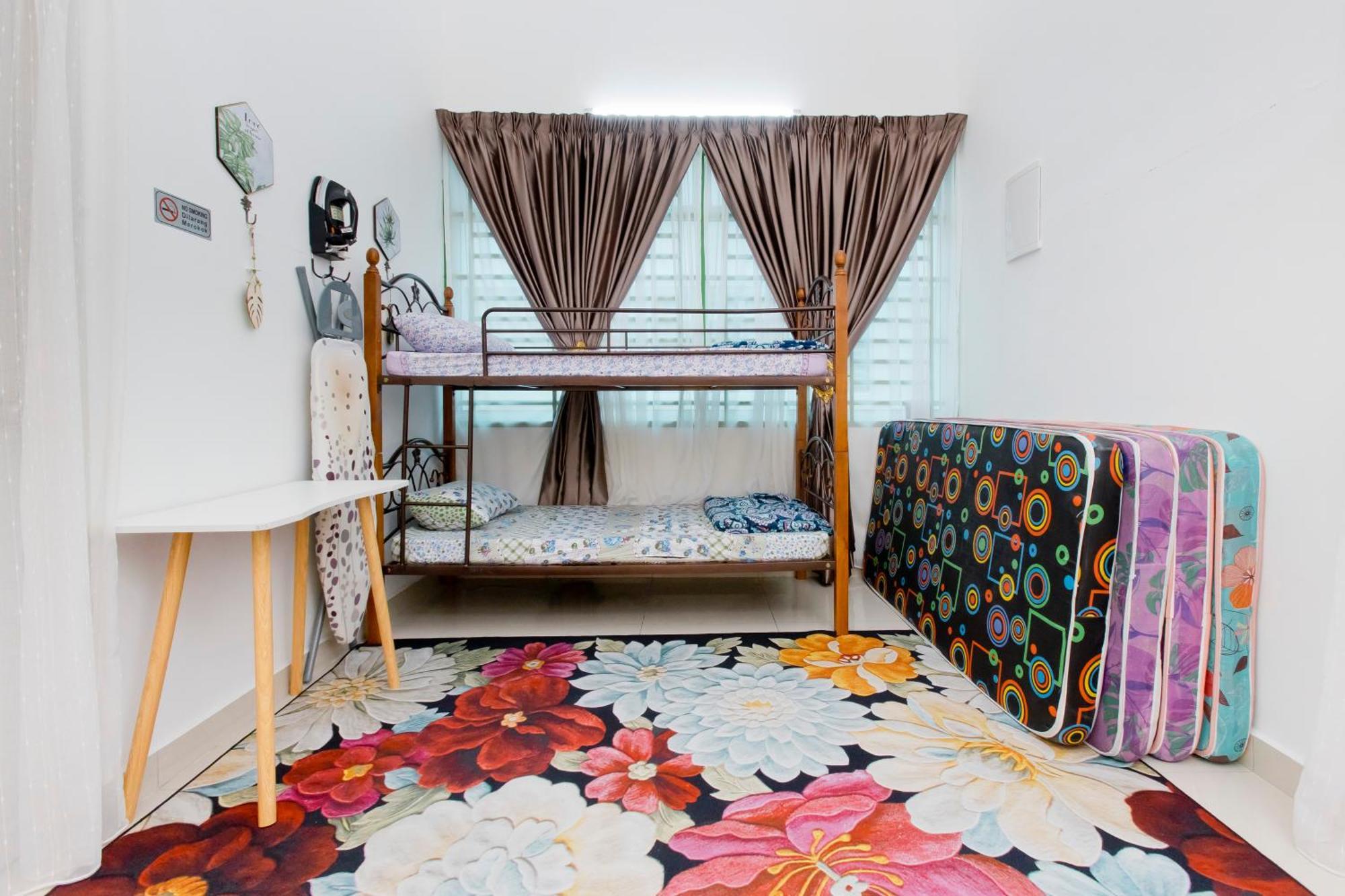 Villa Desaru 16Pax Family With Private Mini Pool & Jacuzzi Kota Tinggi Esterno foto